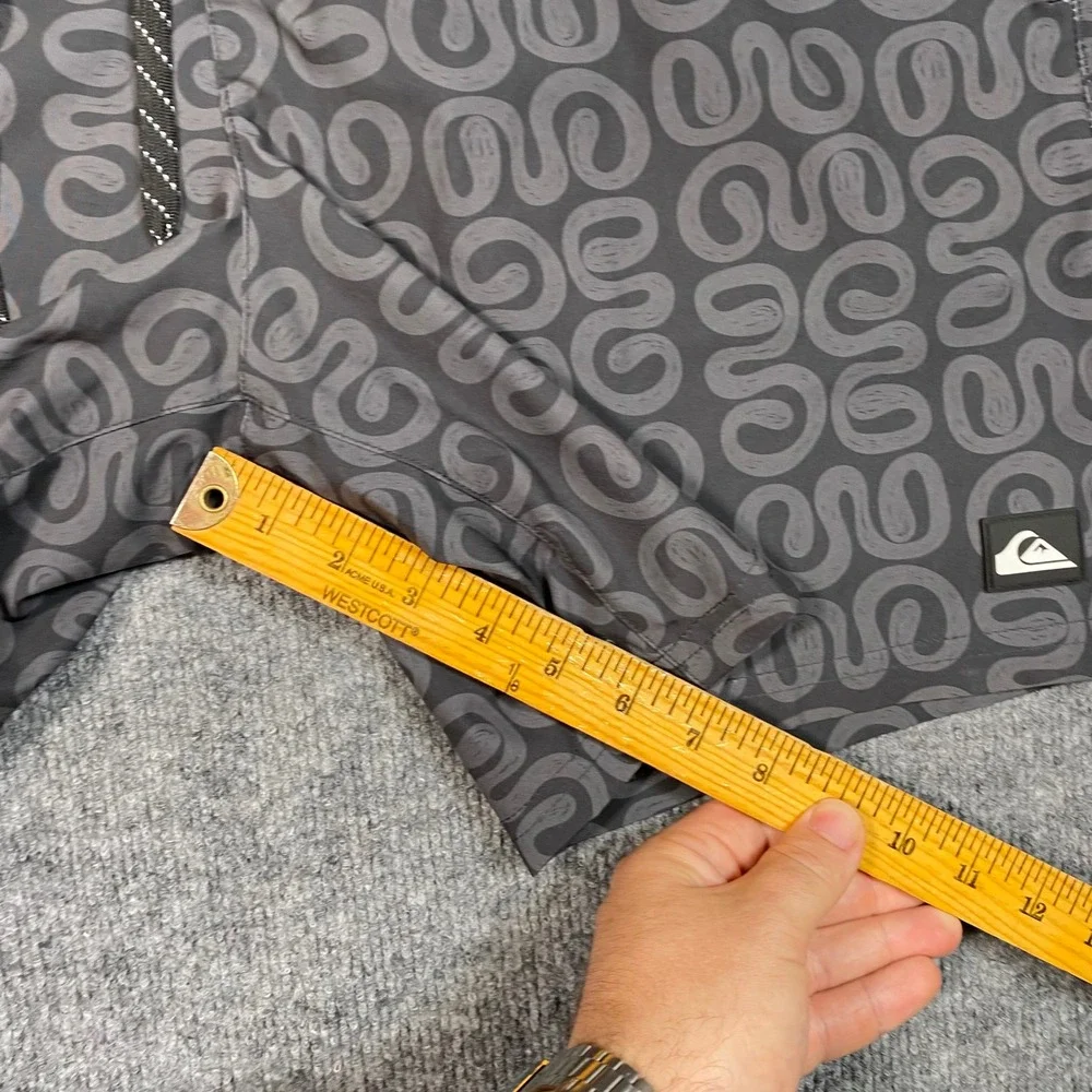 Quiksilver Mens Black Swirl Print Board Shorts Swim Trunks Size L QS001012